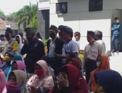 Ratusan KPM Bansos Datangi BRI Cabang Selong