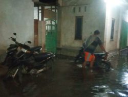 Sebagian Perkampungan di Desa Labuhan Lombok Tergenang