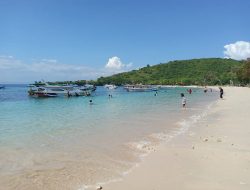 Destinasi Populer di Lombok Timur Ramai Saat Libur Lebaran