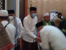 Gubernur NTB Shalat Idul Fitri di Masjid Hubbul Wathan Islamic Center Mataram