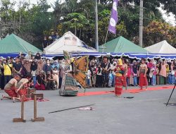 Karnaval Tenun Hadirkan Kreasi dan Inovasi Kain Tenun Pringgasela