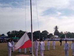 Sempat Diwarnai Insiden, Upacara Bendera di Kecamatan Keruak Tetap Berjalan Sukses