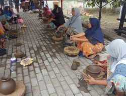 Festival Gerabah Digelar. Dr. Zul: Gelaran Sukses, Jualan Juga Sukses