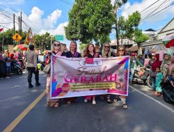 Kontingen Turis Mancanegara Ikut Serta Meriahkan Festival Gerabah Masbagik Timur