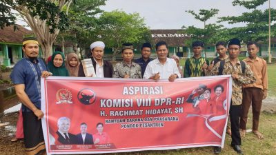 Rachmat Hidayat  Bantu Rehab dan Bangun Ruang Kelas Baru Madrasah NW dan NWDI