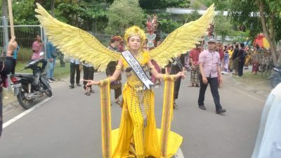 Kecial Kuning dari Lombok Timur Mendapat Aplaus Meriah dari Penonton Karnaval Road to WSBK