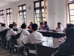 Forum Guru Honorer Gelar Hearing dengan Komisi II DPRD Lombok Timur
