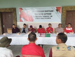 Rachmat Hidayat Bantu Program RST untuk Belasan Janda Miskin di Desa Kebon Ayu sekaligus Bantu RKB untuk Tiga Ponpes di Lombok Barat