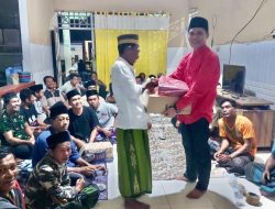 Guna Mendukung Kegiatan Ibadah di Bulan Ramadan, DPC PDIP Lombok Timur Sumbang Satu Set Wireless dan Mic untuk Mushola Nurul Ikhlas Dusun Muhajirin Desa Tanjung Luar