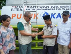 HBK Serahkan Armada Baru Tangki Air Bersih di Lotim dan Loteng