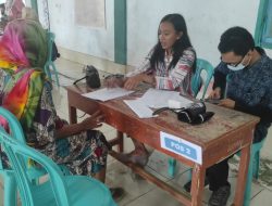 Pelayanan Kesehatan KKN UNRAM Kolaborasi dengan Tim Medis MRI Lotim dan IAI Berlangsung di Desa Pulau Maringkik