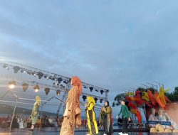 Pagelaran Limoff Fashion Show Parade 3, Lombok Timur Tampil Elegan di Merumatta Hotel Senggigi