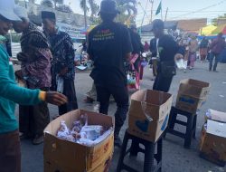 IKA Universitas Hamzanwadi Bagikan 1000 Paket Makanan Ringan di Puncak Acara Hultah NWDI Ke-88