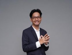 Maulana Rizki Nov, Caleg Muda PDIP Siap Berkhidmat untuk NTB