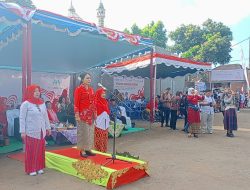 Menteri Pemberdayaan Perempuan dan Perlindungan Anak Republik Indonesia Pimpin Upacara Peringatan HUT ke-79 di Desa Loyok