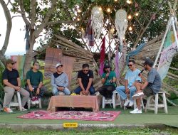 Group Band Amtenar Diinterogasi oleh Pepadu Badjang di Aranka Tempasan Pringgasela