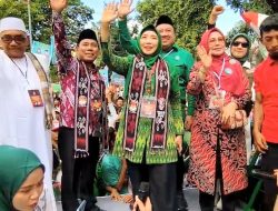 Usung Visi NTB Maju dan Berdaya Saing, Pasangan Rohmi-Firin Mendaftar ke KPU NTB Diiringi Ribuan Massa Pendukung