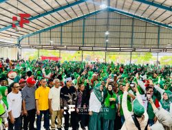 Ribuan Relawan Rohmi-Firin Menyemut Sambut Ummi Rohmi di Taliwang
