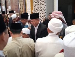 Gubernur NTB Lalu Muhammad Iqbal Laksanakan Shalat Idul Fitri di Masjid Hubbul Wathan Islamic Center