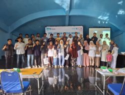 Lembaga Akaliris Berikan Pelatihan Media Sosial untuk Komunitas Literasi