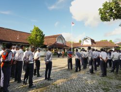Jelang Natal dan Tahun Baru, Wakil Bupati Tekankan Peningkatan Disiplin dan Kualitas Pelayanan Dinas Perhubungan Kabupaten Lombok Timur