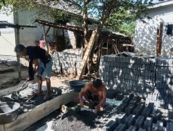 Tukang Batako di Cendi Manik Harap Bantuan Mesin Pencetak, Kepala Dusun Siap Salurkan Aspirasi